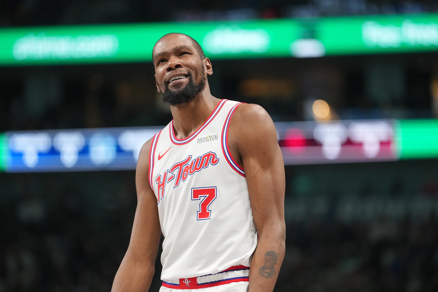 半岛体育-这一胜太重要！火箭赢球+太阳输球 火箭连超太阳、湖人回西部第五