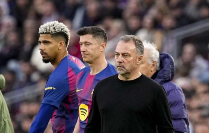 半岛体育-世体：弗里克执教巴萨百场比赛有29场至少进4球，他有信心逆转